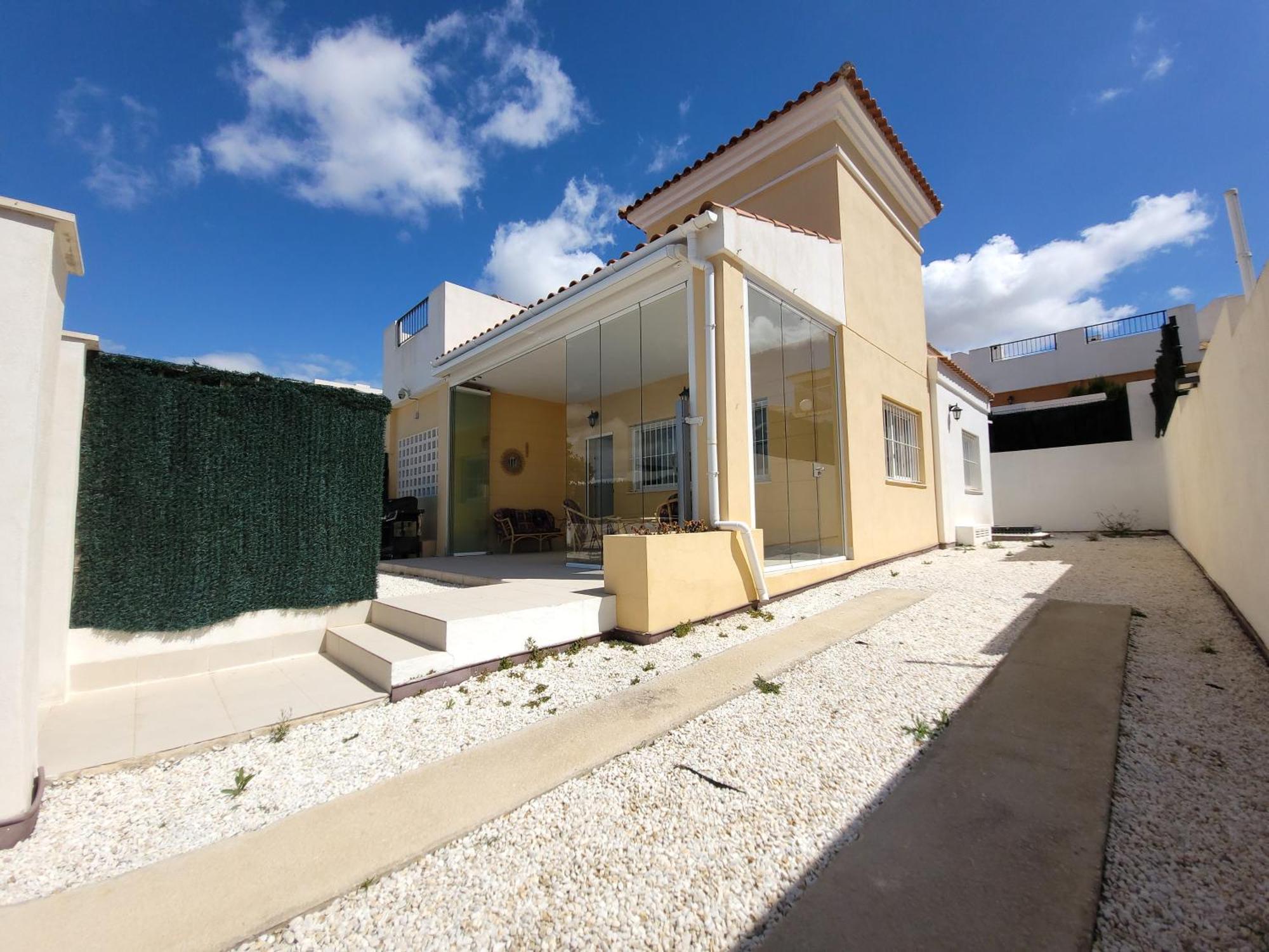 Chalet Adosado Acogedor Busot Alicante Luaran gambar